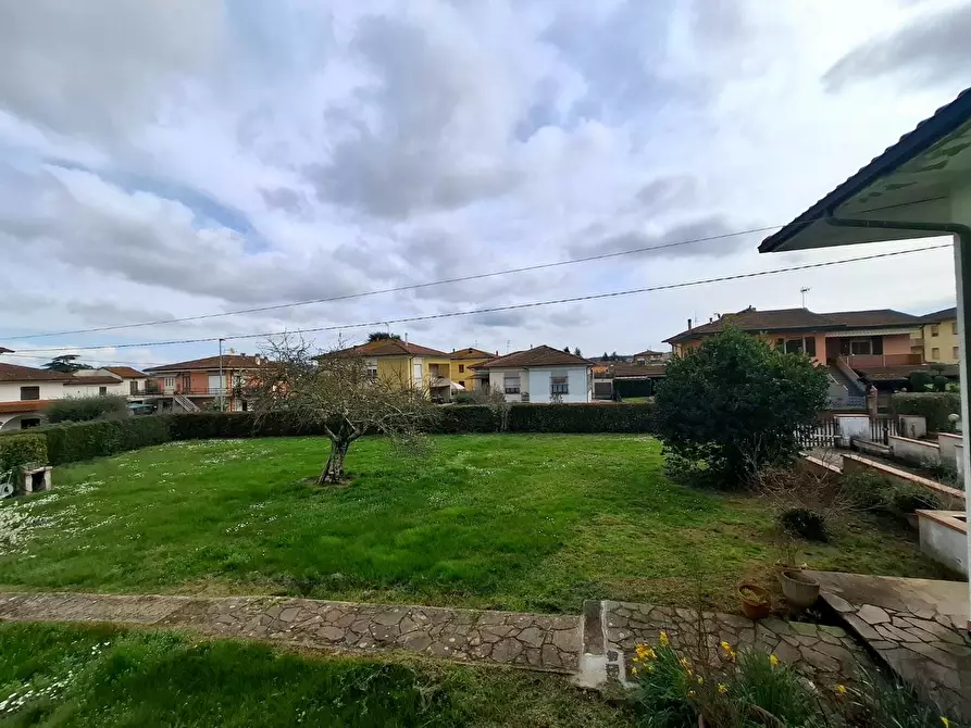 Immagine 47 di Villa in vendita  a Santa Croce Sull'arno