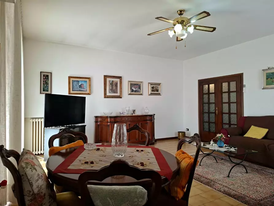 Immagine 6 di Villa in vendita  a Santa Croce Sull'arno