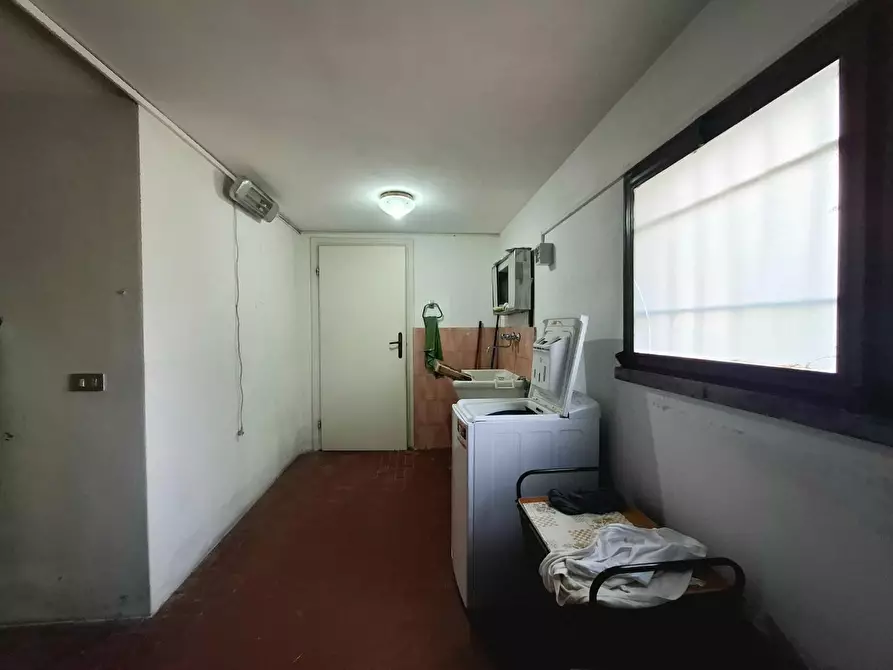 Immagine 41 di Villa in vendita  a Santa Croce Sull'arno