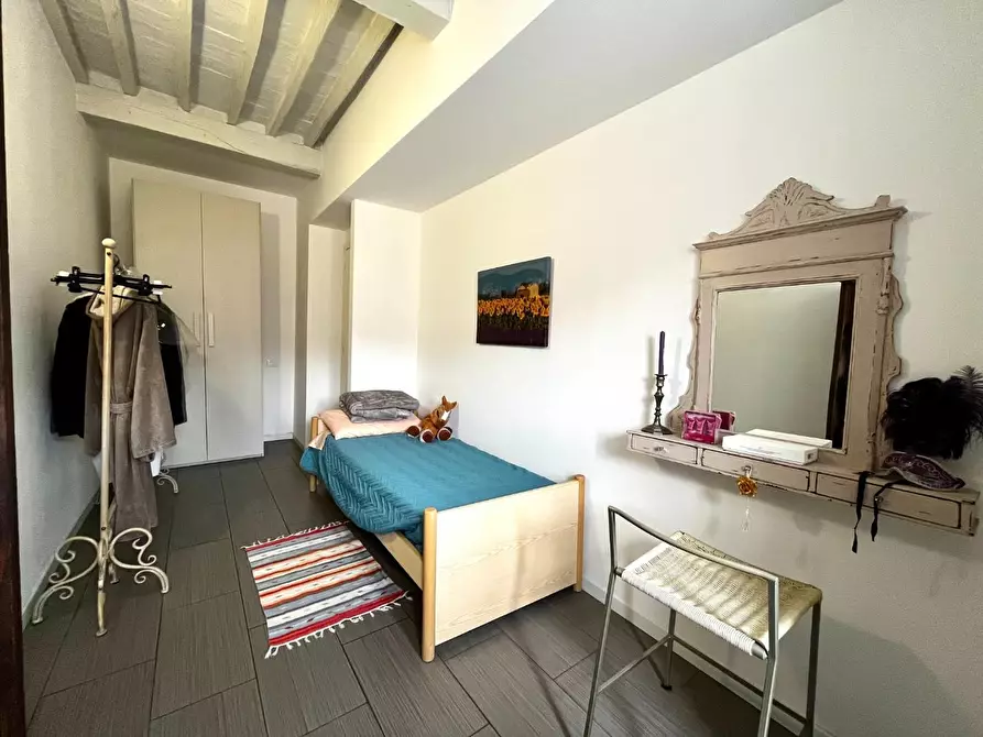 Immagine 15 di Appartamento in vendita  a Buti