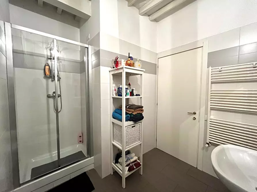 Immagine 19 di Appartamento in vendita  a Buti