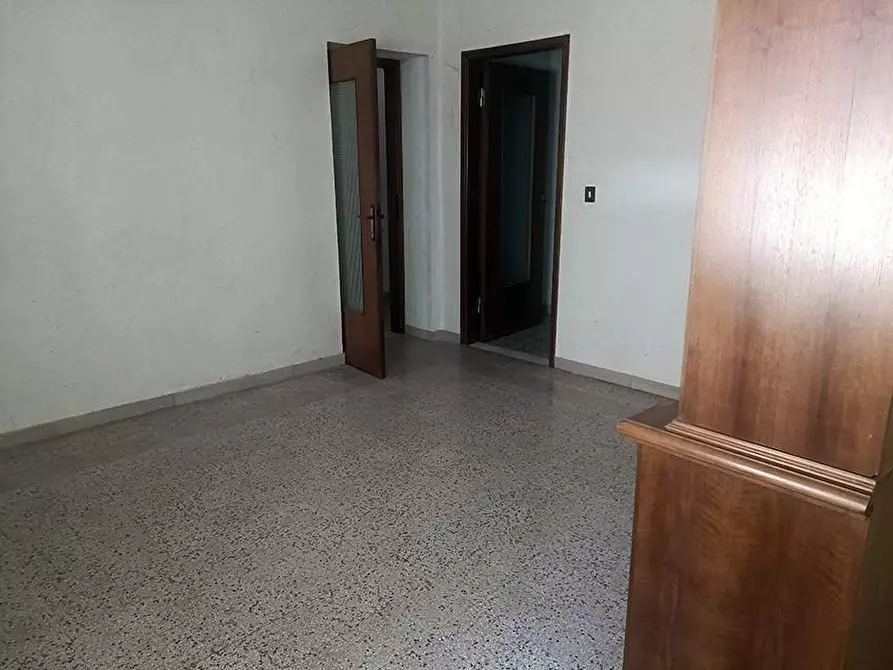 Immagine 22 di Porzione di casa in vendita  a Carrara