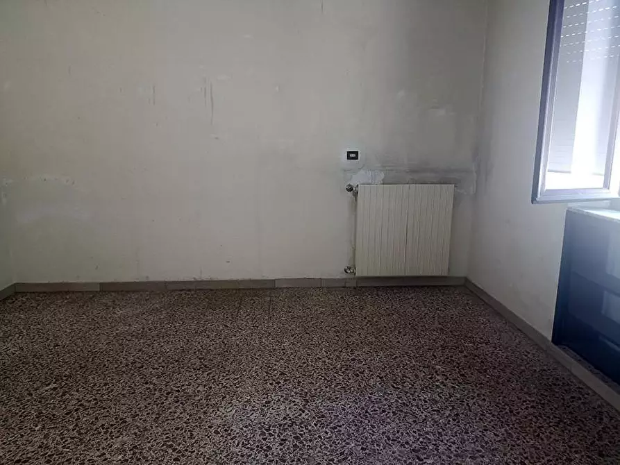 Immagine 24 di Porzione di casa in vendita  a Carrara