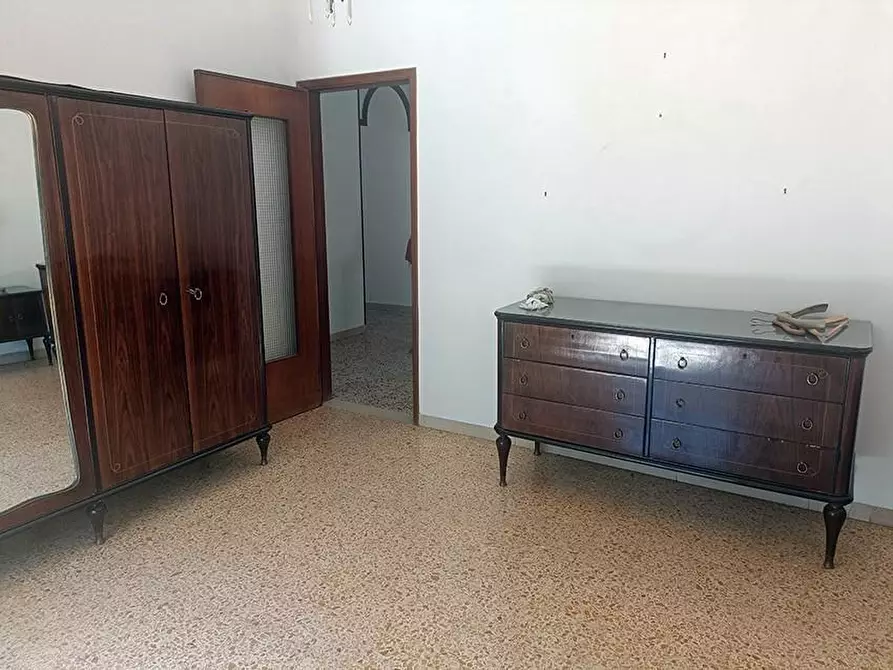 Immagine 10 di Porzione di casa in vendita  a Carrara