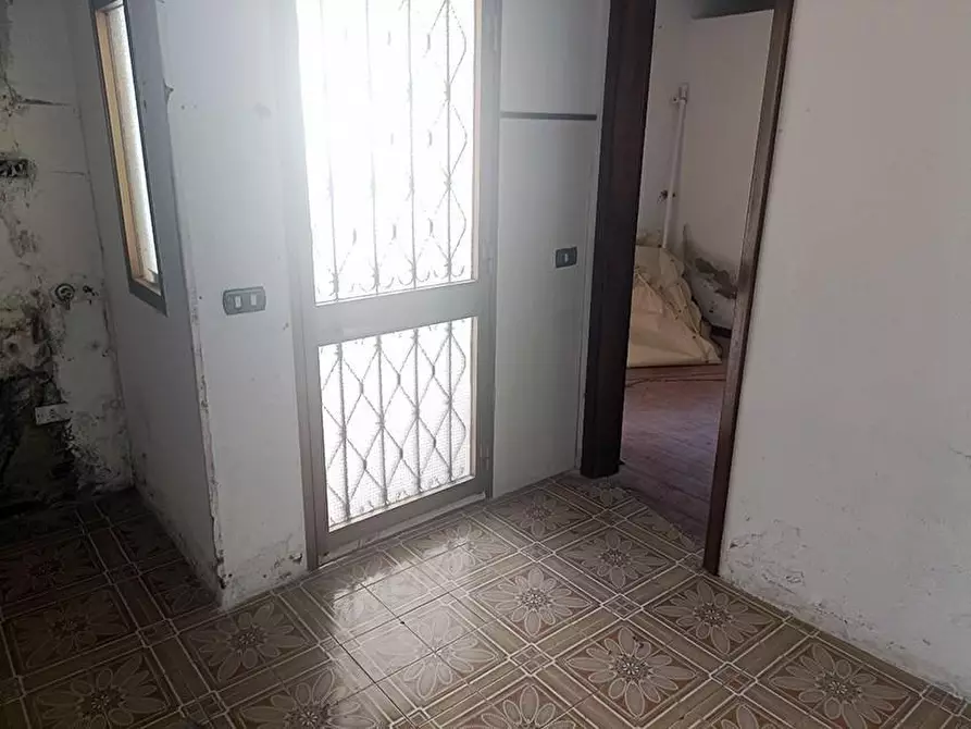 Immagine 38 di Porzione di casa in vendita  a Carrara