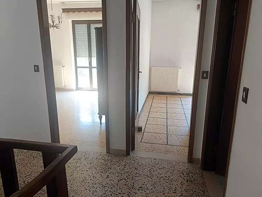 Immagine 15 di Porzione di casa in vendita  a Carrara