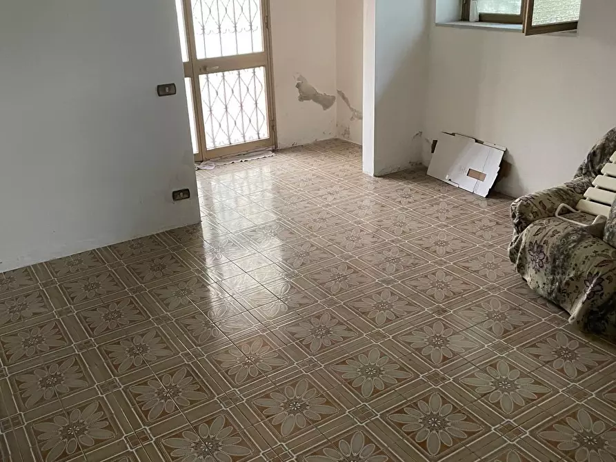 Immagine 48 di Porzione di casa in vendita  a Carrara