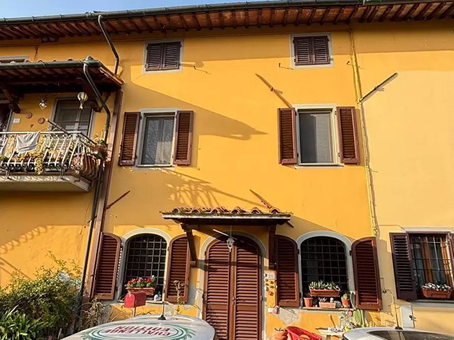 Immagine 45 di Terratetto in vendita  a Porcari