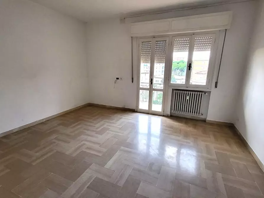 Immagine 1 di Appartamento in vendita  a Livorno