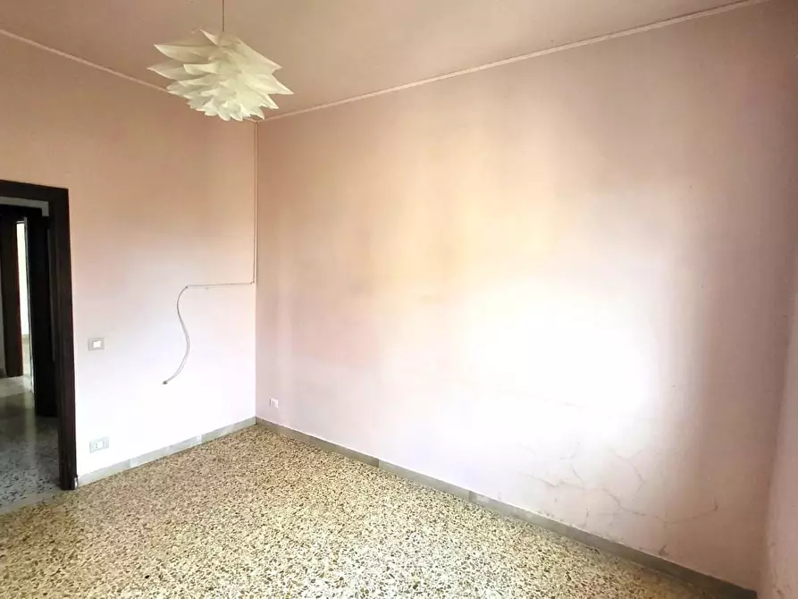 Immagine 4 di Appartamento in vendita  a Livorno