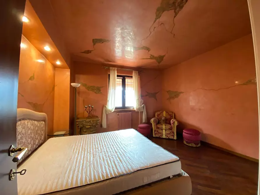 Immagine 8 di Casa bifamiliare in vendita  a Prato