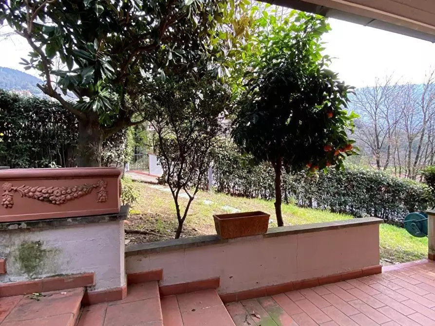 Immagine 26 di Casa bifamiliare in vendita  a Prato