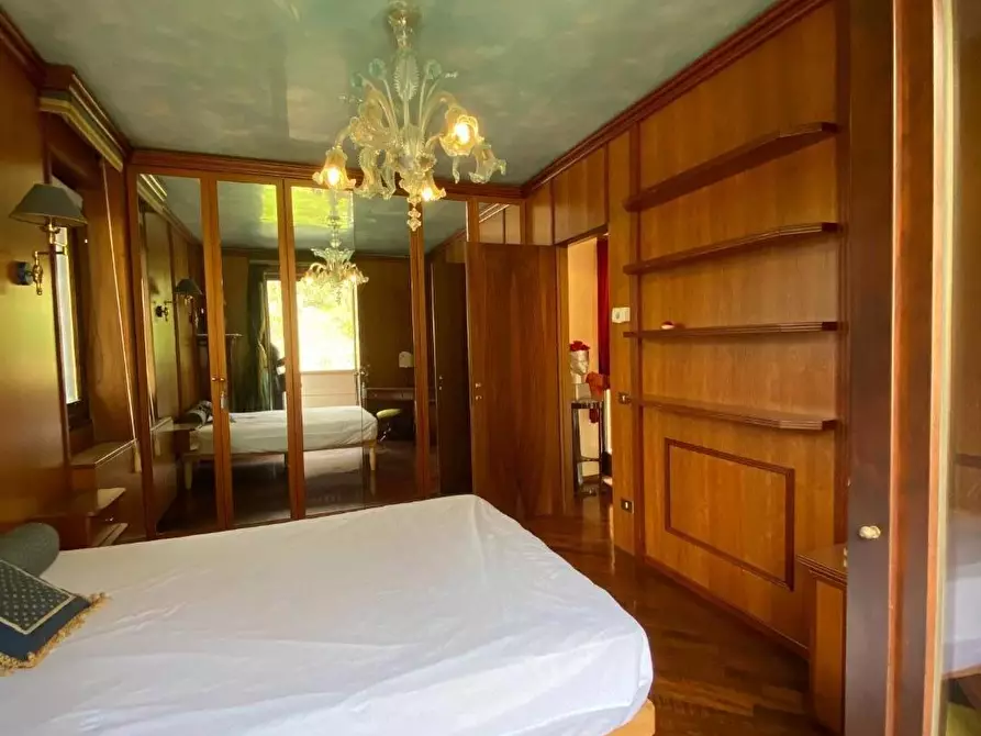 Immagine 12 di Casa bifamiliare in vendita  a Prato