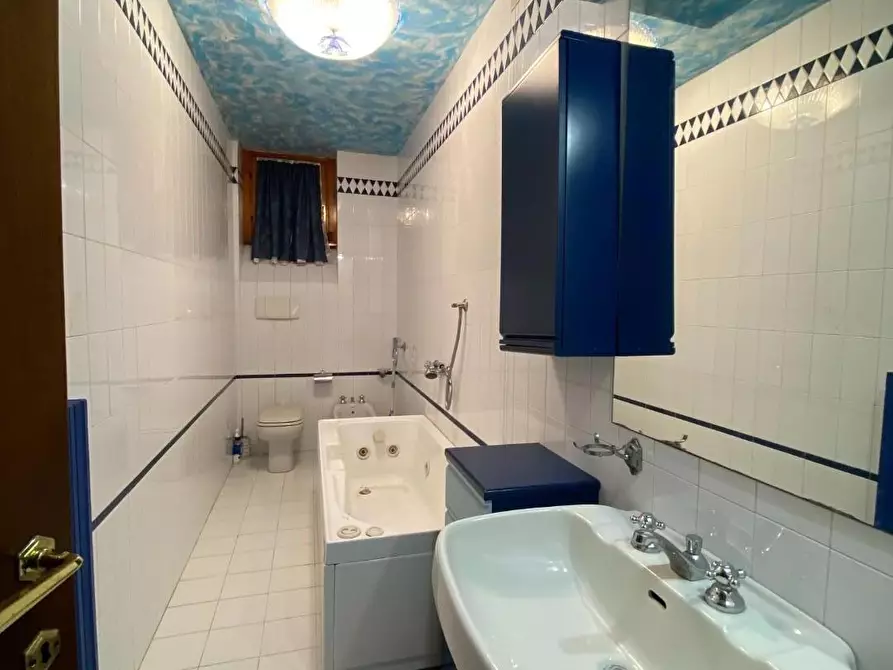 Immagine 23 di Casa bifamiliare in vendita  a Prato