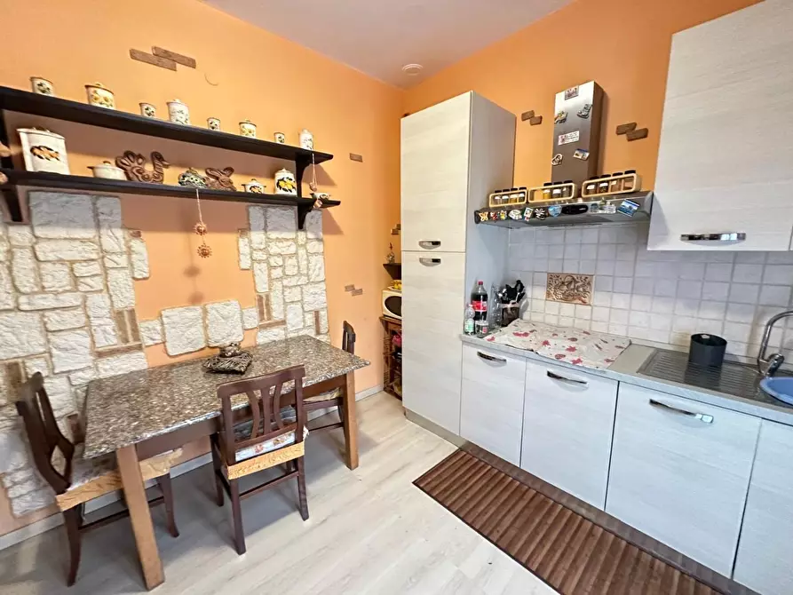 Immagine 16 di Porzione di casa in vendita  a Castelnuovo Magra