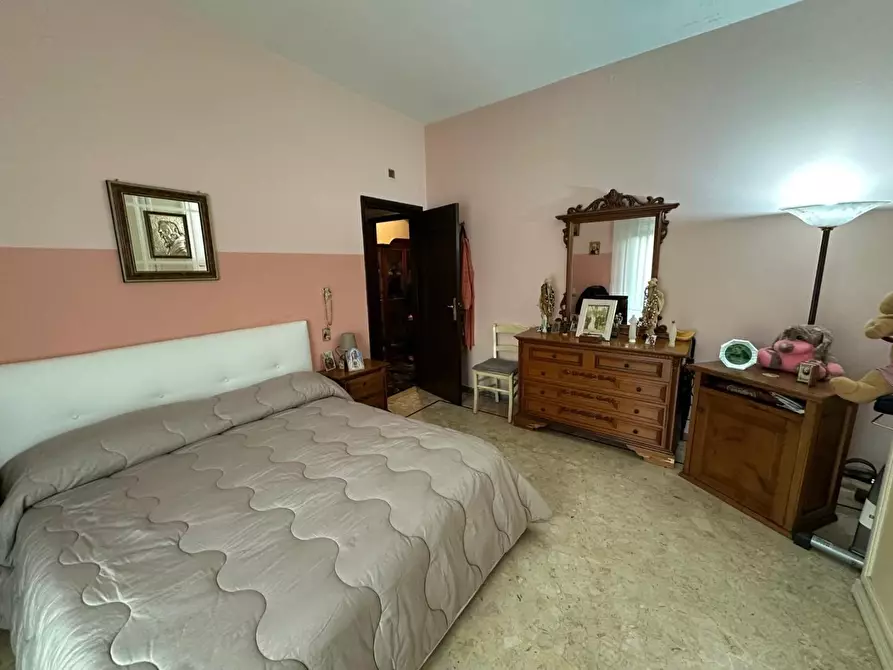 Immagine 12 di Porzione di casa in vendita  a Castelnuovo Magra