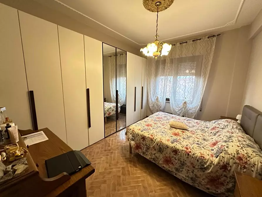 Immagine 23 di Porzione di casa in vendita  a Castelnuovo Magra