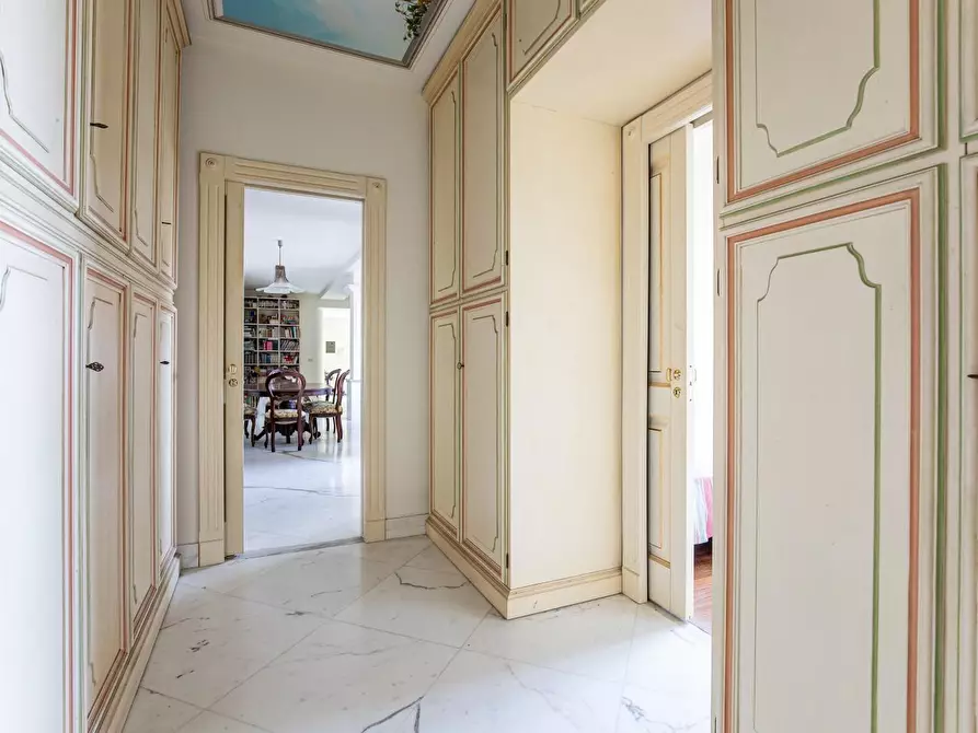 Immagine 53 di Casa semindipendente in vendita  a Massa