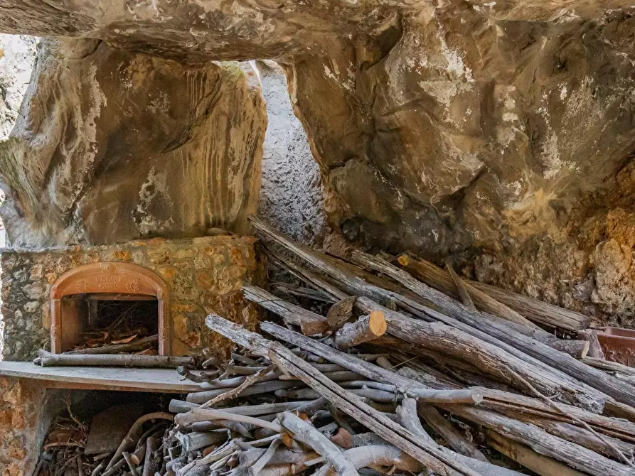 Immagine 26 di Casa semindipendente in vendita  a Massa