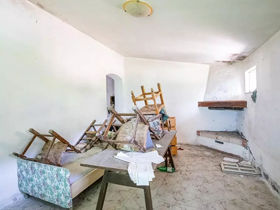 Immagine 103 di Casa semindipendente in vendita  a Massa