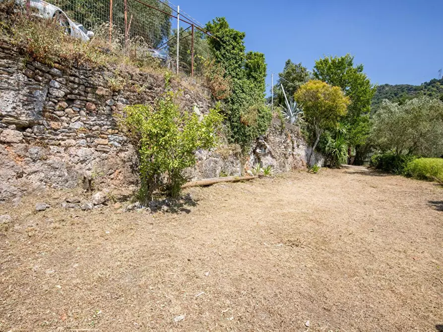 Immagine 95 di Casa semindipendente in vendita  a Massa