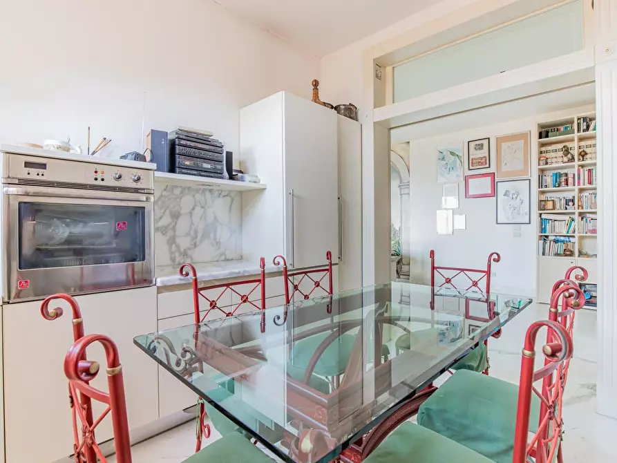 Immagine 65 di Casa semindipendente in vendita  a Massa