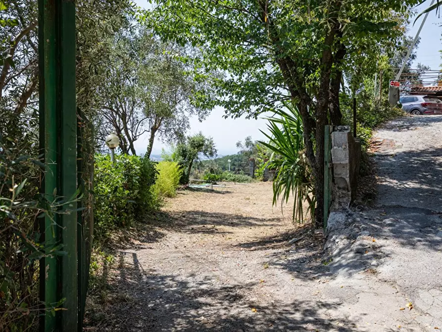 Immagine 91 di Casa semindipendente in vendita  a Massa