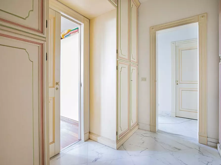 Immagine 54 di Casa semindipendente in vendita  a Massa