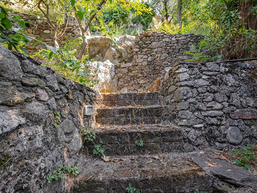 Immagine 20 di Casa semindipendente in vendita  a Massa