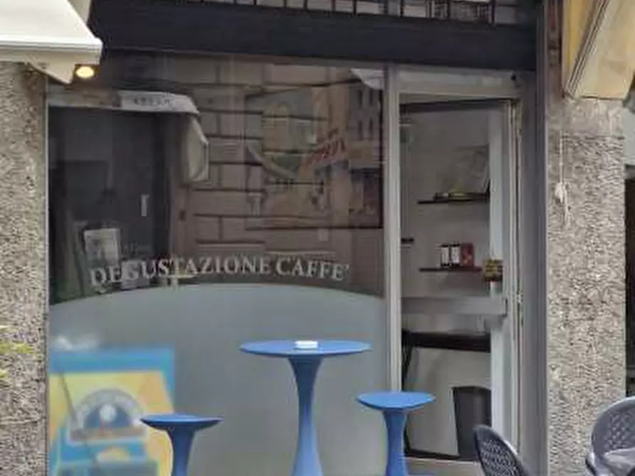 Immagine 1 di Negozio in vendita  a Tortona