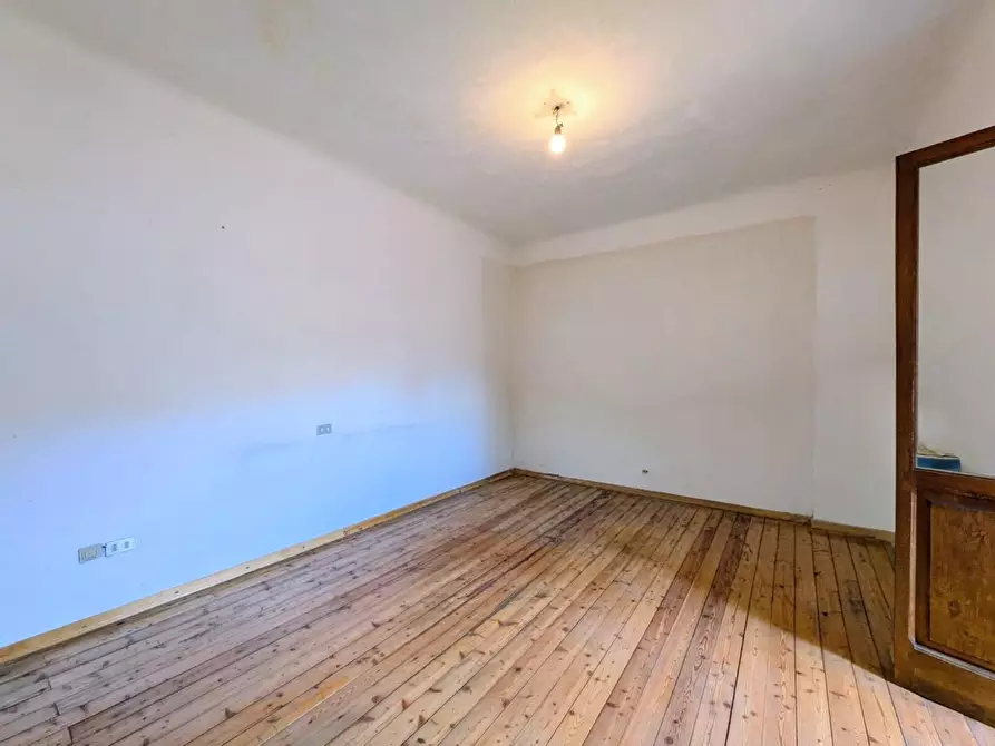 Immagine 10 di Terratetto in vendita  a Molazzana