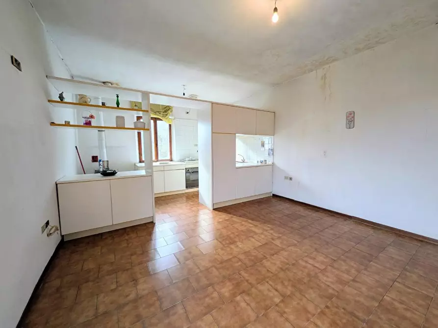 Immagine 6 di Terratetto in vendita  a Molazzana