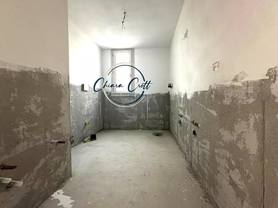 Immagine 13 di Casa bifamiliare in vendita  a Livorno