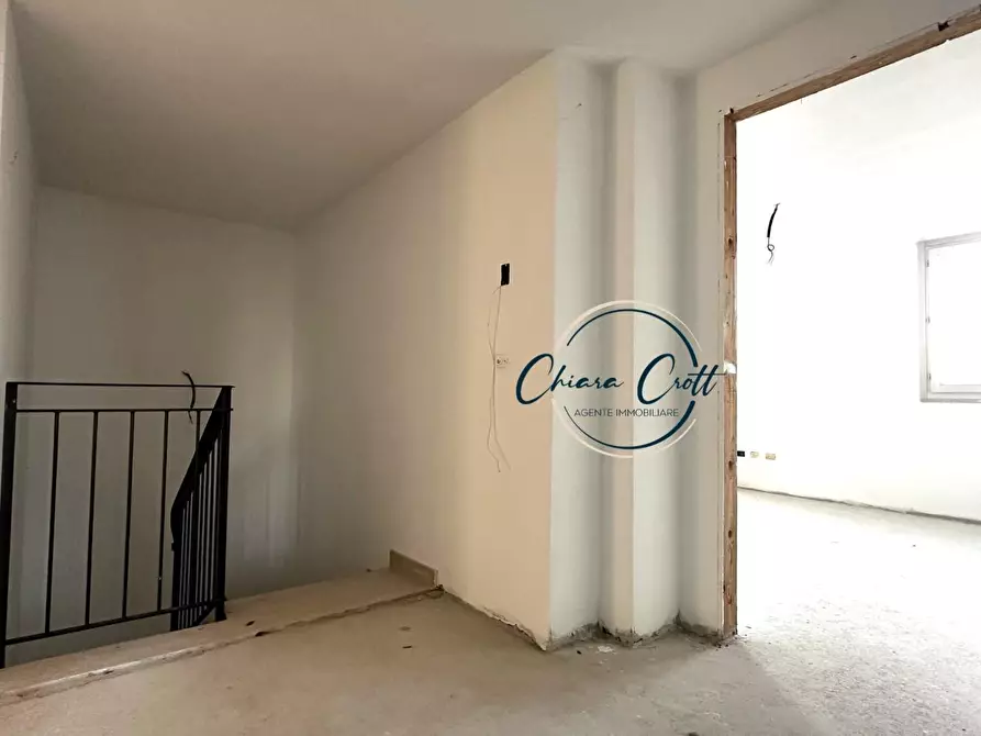 Immagine 9 di Casa bifamiliare in vendita  a Livorno