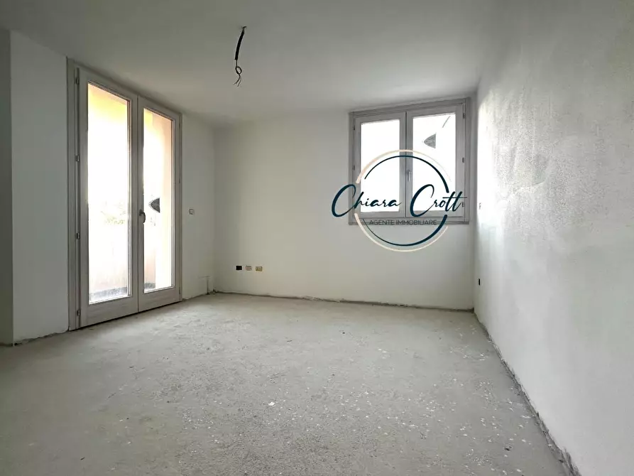 Immagine 15 di Casa bifamiliare in vendita  a Livorno