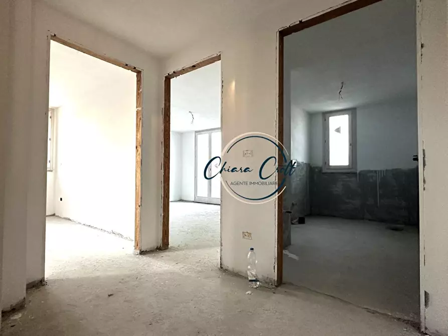 Immagine 12 di Casa bifamiliare in vendita  a Livorno