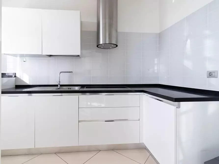 Immagine 4 di Mansarda in vendita  a Pisa