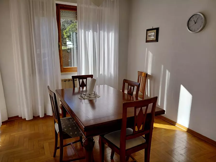 Immagine 7 di Appartamento in vendita  a Siena