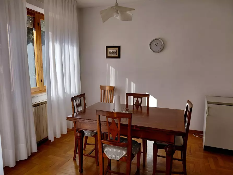 Immagine 6 di Appartamento in vendita  a Siena