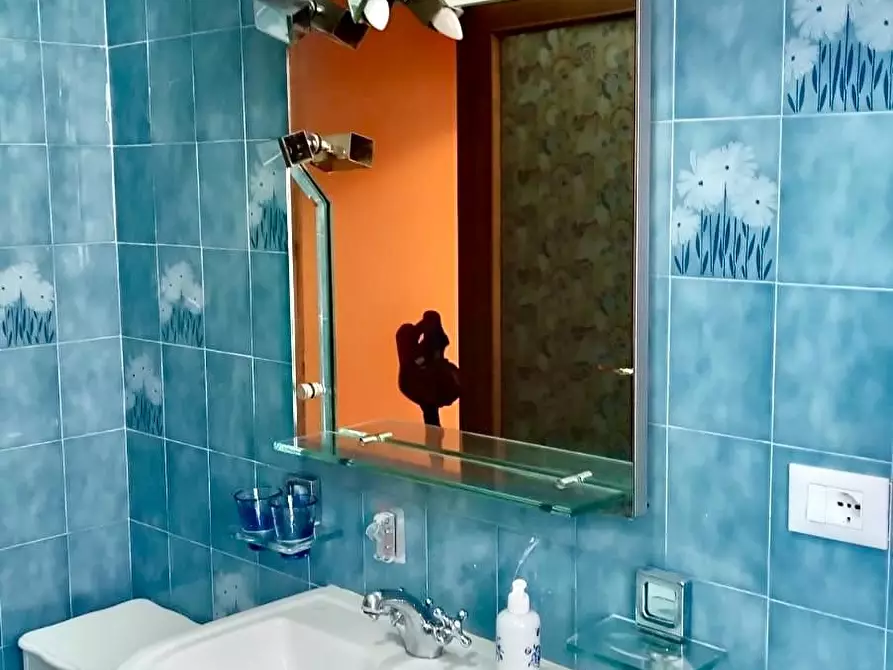 Immagine 21 di Appartamento in affitto  a Siena