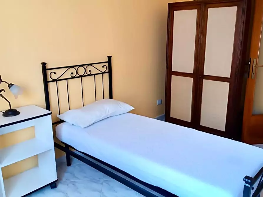 Immagine 8 di Appartamento in affitto  a Siena