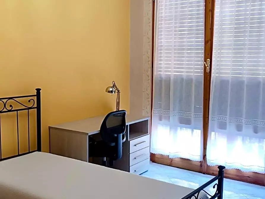 Immagine 16 di Appartamento in affitto  a Siena