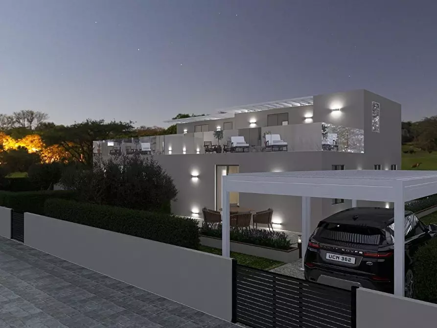 Immagine 10 di Villetta a schiera in vendita  a Lecce