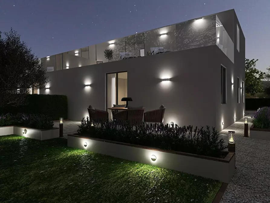 Immagine 19 di Villetta a schiera in vendita  a Lecce