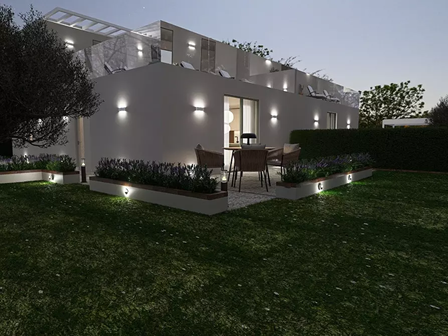 Immagine 15 di Villetta a schiera in vendita  a Lecce