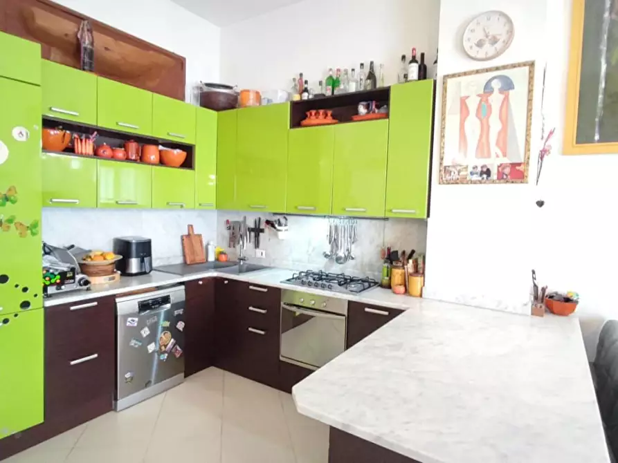 Immagine 2 di Appartamento in vendita  a Viareggio