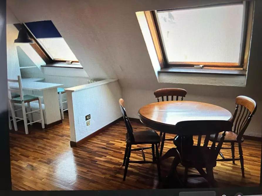 Immagine 1 di Mansarda in affitto  a Milano