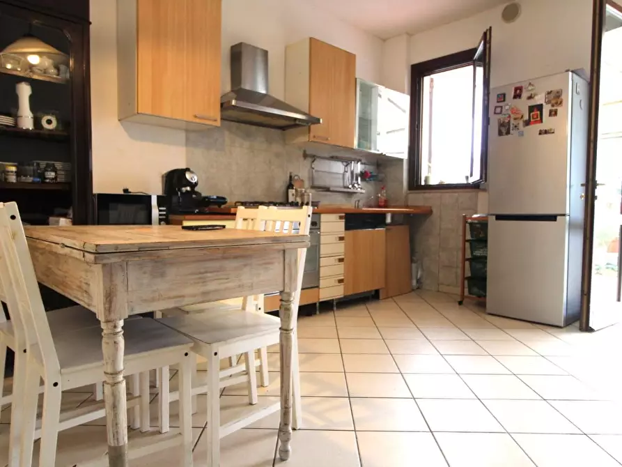 Immagine 8 di Appartamento in vendita  a Pisa