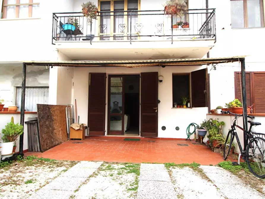 Immagine 2 di Appartamento in vendita  a Pisa