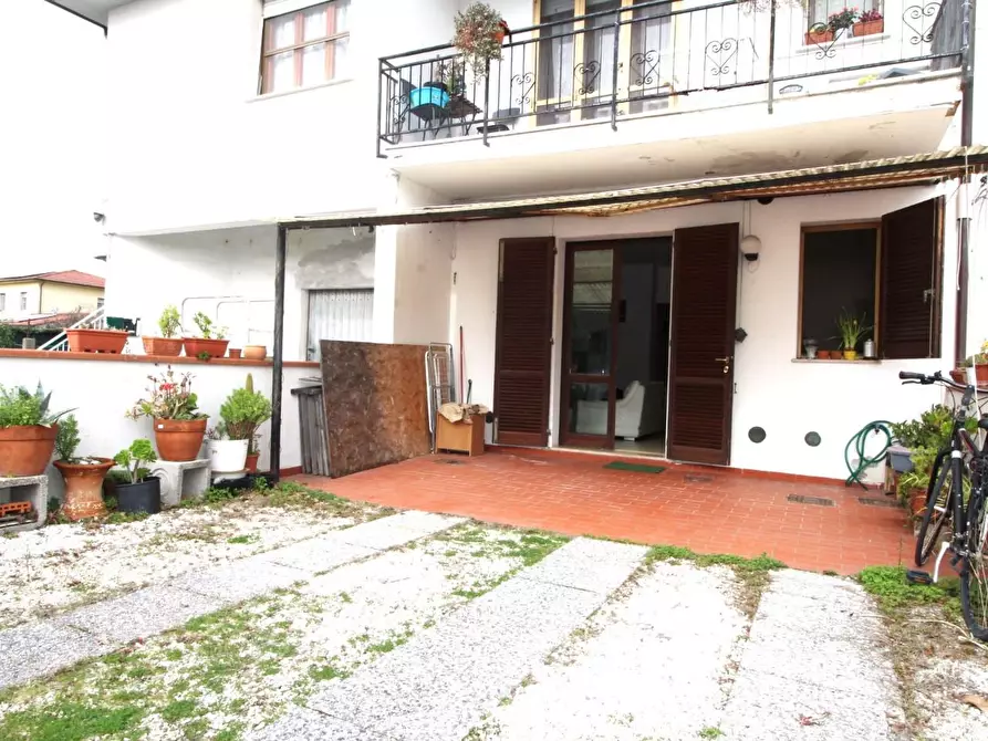 Immagine 5 di Appartamento in vendita  a Pisa